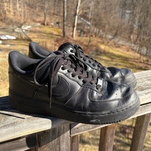 NIKE Men’s Air Force 1 '07 Low Black/Black Size 10 Authentic